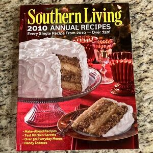 Southern Living 2010 Annual Recipes Hardcover Cookbook Comfort Food Vintage